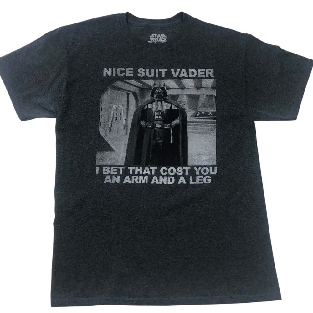 NWOT STAR WARS VADER Short Sleeve Grey Mens T-Shirt Pullover Gray Shirt Size Med